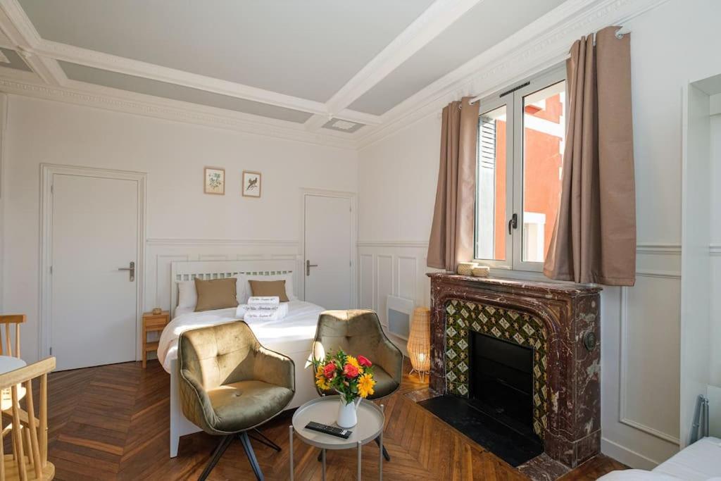 Villa Forestiere Studio Le Chene Quincy-Voisins Экстерьер фото